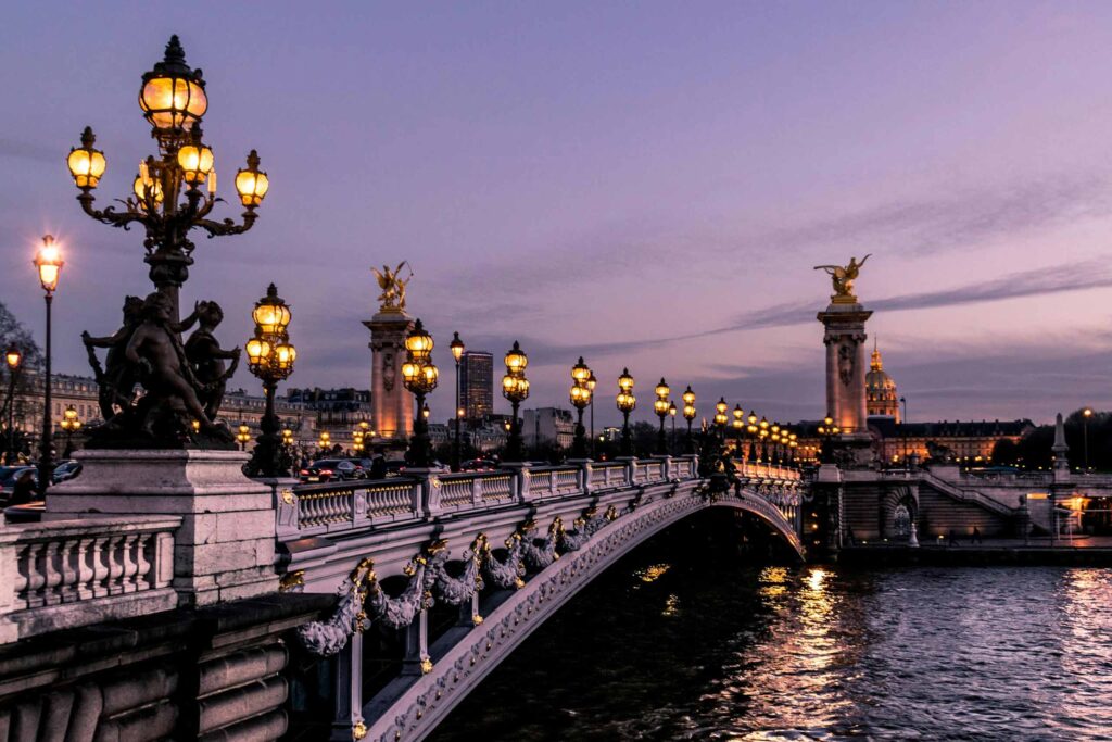 A bridge in Paris at dusk