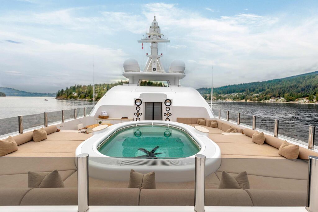 Burgess Yachts KOGO jacuzzi